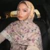 Muslim Women Light Pink Floral Print Hijab Scarf White Lace Edge Chiffon Breathable Headscarf Elegant Islamic Head Wrap