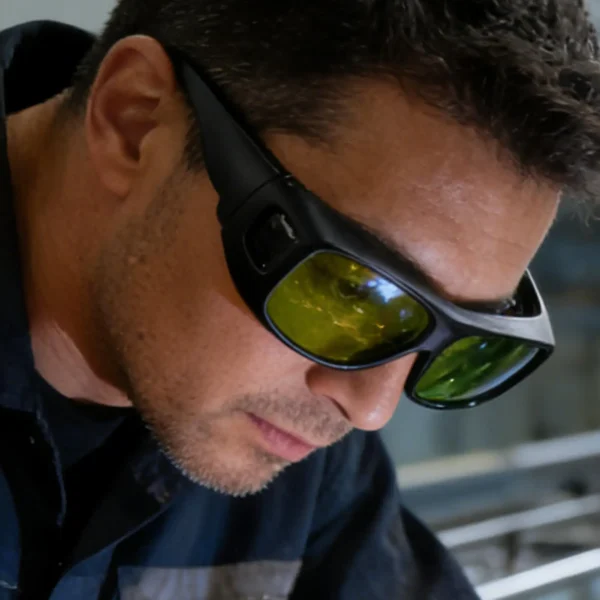 Labor Protection Glasses Welding Glasses Welder's Anti Laser Glasses Anti Strong Light UV Arc Welding Welding